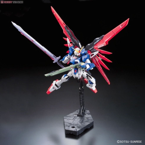 RG 1/144 DESTINY GUNDAM