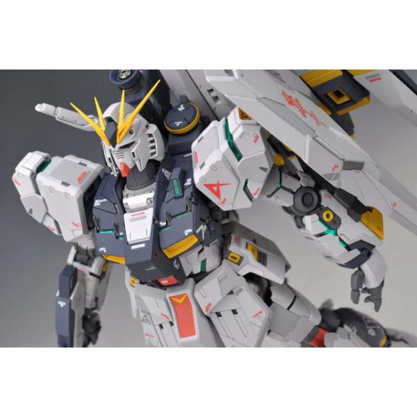 MG 1/100 NU VER.KA GUNDAM
